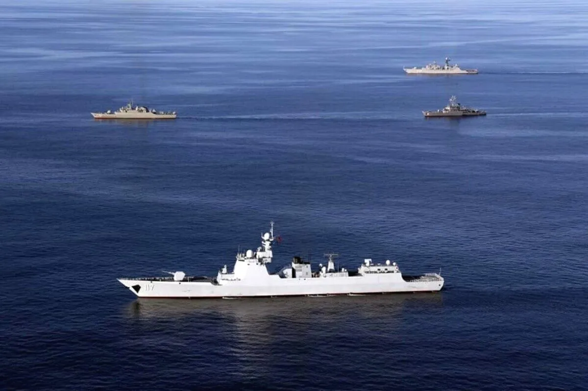 AS Sebut Telah Hancurkan 11 Kapal Iran di Teluk Oman, Trump Sebut Armada Kapal Iran Jadi Nol Ilustrasi kapal perang di teluk oman