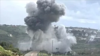 Israel hancurkan jembatan di lebanon