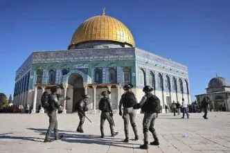 Israel tutup masjid al aqsa ramadan