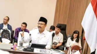 Hari Pertama Kerja, 2.708 ASN Kemensos Bolos! Gus Ipul Siapkan Sanksi Mensos gus ipul siapkan sanksi asn yang bolos