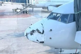 Moncong pesawat garuda penyok