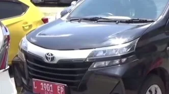Viral Mobil Dinas di Jombang, Komisioner KPU Surabaya Akui Dipakai Ziarah: “Saya Enggak Punya Mobil” Plat merah