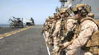 Kekuatan Militer AS Ditambah, Lebih dari 50.000 Personel Dikerahkan ke Teluk Persia Ribuan tentara Amerika tiba ti Timur tengah