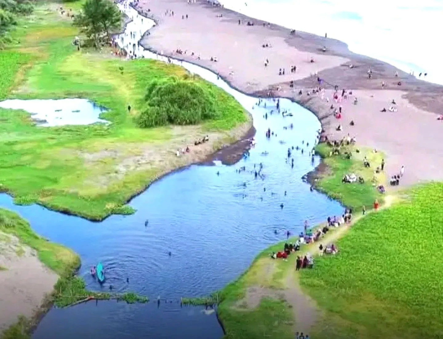 Viral Pantai Kembar Terpadu dan Pantai Gajah di Kebumen, Bayar Seikhlasnya Malah Ramai Menarik Puluhan Ribu Pengunjung Viral pantai laguna gajah kebumen bayar seiklasnya