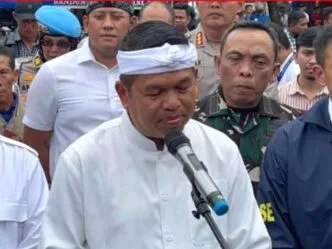 Kepala Samsat Soekarno Hatta Dinonaktifkan, Dedi Mulyadi Tegas Soal Pelayanan Pajak Dedi Mulyadi Nonaktifkan Kepala Samsat, Imbas Pelanggaran SE Bapenda Jabar