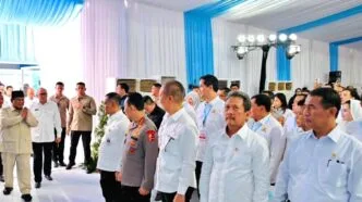 Guyonan Prabowo ke Listyo Sigit Warnai Peluncuran 13 Proyek Hilirisasi