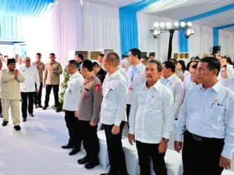 Guyonan Prabowo ke Listyo Sigit Warnai Peluncuran 13 Proyek Hilirisasi