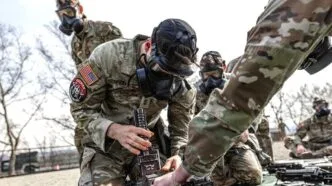 Trump Peringatkan Perang Besar Bisa Pecah, Militer AS Tetap Siaga di Timur Tengah