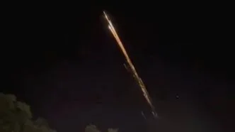 Viral Cahaya Misterius di Langit, Diduga Debris Antariksa Masuk Atmosfer