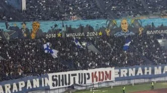 Banner bertuliskan shut up kdm ditujukkan kepada gubernur dedi mulyadi
