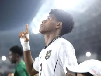 Fadly alberto disanksi sebagai pemain timnas indonesia