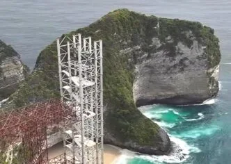 Lift kaca bermasalah di bali