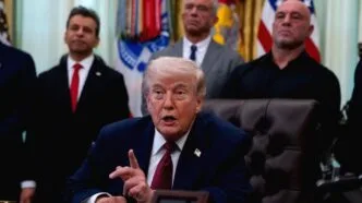 Trump disebut pernah akan gunakan nuklir