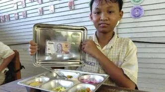 Uang tunai di ompreng MBG