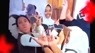 Viral pelajar smapurwakarta lakukan aksi tidak terpuji pada gurunya