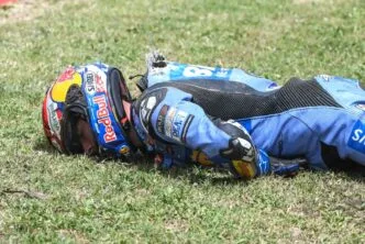 Detik-detik Crash Horor Alex Marquez di Barcelona, Red Flag Dua Kali Dikibarkan Alex Marquez mengalami kecelakaan hebat di MotoGP Catalunya