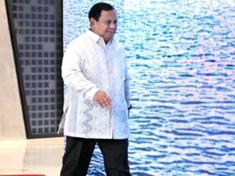 Prabowo Minta Pejabat Tak Iri Gaji Hakim Naik hingga 280 Persen