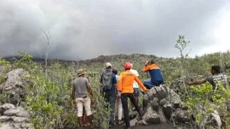 Tim SAR gabungan bersiap melakukan pencarian dan evakuasi Gunung Dukono