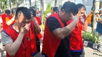 WNA ditangkap kasus scam online surabaya