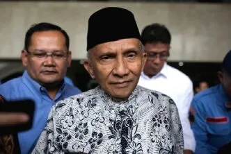 Amien rais gugat komdigi