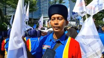 Demo karyawan indomaret pik
