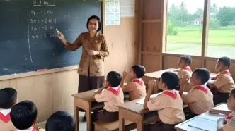 Ilustrasi guru non asn sedang mengajar