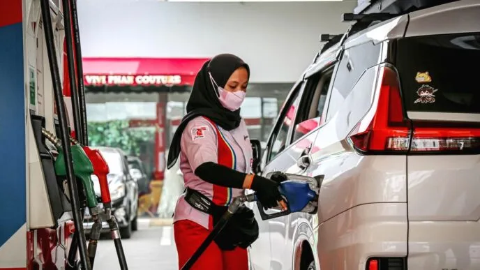 Pemerintah akan lakukan pembatasan pertalite dan solar