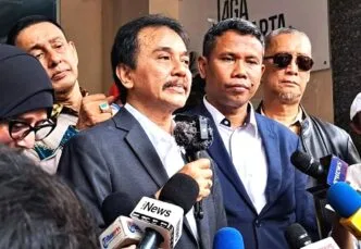 Roy suryo kini minta kasus ijazah jokowi dihentikanm