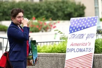 Trump Pecat Ratusan Diplomat Senior AS dan Ribuan Pegawai Departemen Luar Negeri, Mantan Pejabat: Kesalahan Besar Amerika Trump phk diplomat as