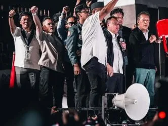 Ribuan Mahasiswa Kepung DPR, Dasco Pastikan Tuntutan soal BBM hingga Guru Honorer Ditindaklanjuti Dasco Temui Mahasiswa di DPR, Janji Cabut Status Tersangka 16 Mahasiswa Trisakti dalam Sepekan