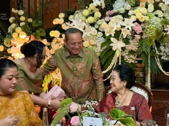Kritik Pedas Deddy Sitorus untuk Partai Koalisi: Jangan Menggurui PDIP Deddy Sitorus Ingatkan DPR Bukan Stempel Pemerintah, Harus Tetap Mengawasi