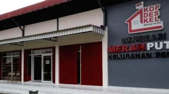 Kisah Pegawai Koperasi Merah Putih Blitar, Bekerja Penuh tapi Nominal Gaji Belum Diketahui