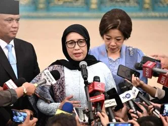 Kepala BGN Tegaskan Dana Dapur Makan Bergizi Gratis Sudah Cair, Bantah Program MBG Macet Program Makan Bergizi Gratis Dipastikan Tetap Jalan, Kepala BGN Ungkap Fakta Anggaran