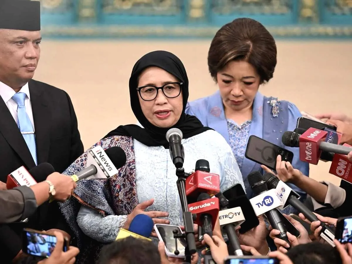 Kepala BGN Tegaskan Dana Dapur Makan Bergizi Gratis Sudah Cair, Bantah Program MBG Macet Program Makan Bergizi Gratis Dipastikan Tetap Jalan, Kepala BGN Ungkap Fakta Anggaran