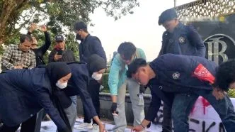 BEM SI Jateng Beri Tenggat 18 Hari untuk Perkuat Rupiah, Ancam Gelar Reformasi Jilid 2 Rupiah Tembus Rp18.000 per Dolar AS, Mahasiswa Ultimatum Pemerintah 18 Hari