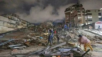 Bangunan runtuh akibat gempa moron di venezuela