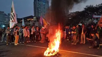 Demo mahasiswa patung kuda jakarta
