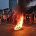 Demo Mahasiswa di Patung Kuda Memanas, Massa PMII dan GMKI Sempat Bersitegang dengan Polisi Demo mahasiswa patung kuda jakarta