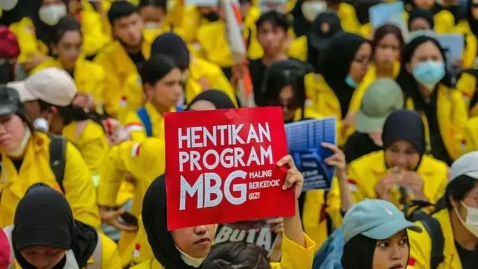 Mahasiswa Tuntut Program MBG Dihentikan, Menkeu Purbaya Tunggu Keputusan Prabowo Demo mahasiswa stop MBG