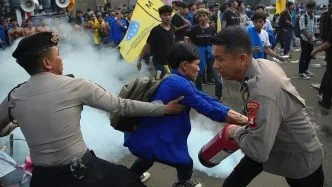 Demo senin 22 juni ricuh polisi mahasiswa