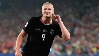 Haaland Cetak Brace, Norwegia Tekuk Senegal 3-2 dan Amankan Tiket Fase Gugur Erling haaland norwegia vs senegal