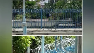 Kawat berduri di pagar kraton surakarta