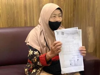 Nenek wonosobo kredit miliaran