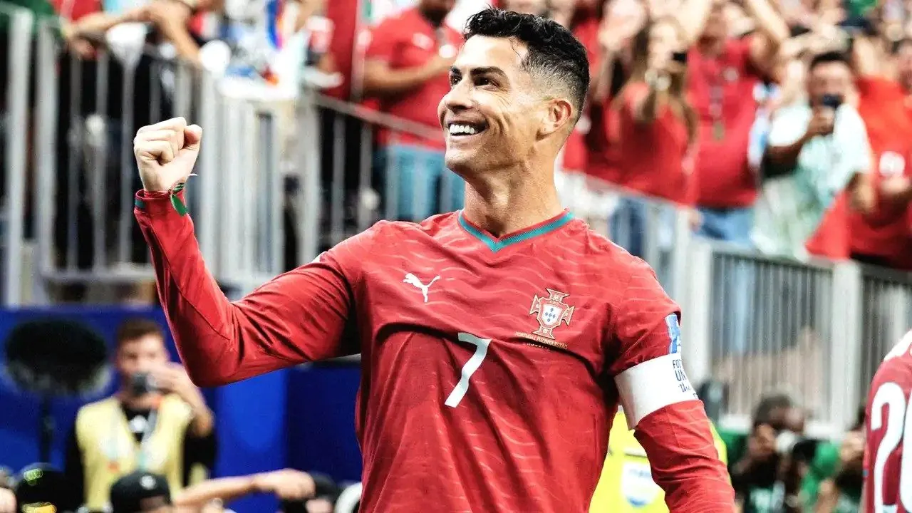 Cristiano Ronaldo Cetak 2 Gol dan Pecahkan Rekor Bersejarah Saat Portugal Hancurkan Uzbekistan 5-0 Portugal menang besar piala dunia