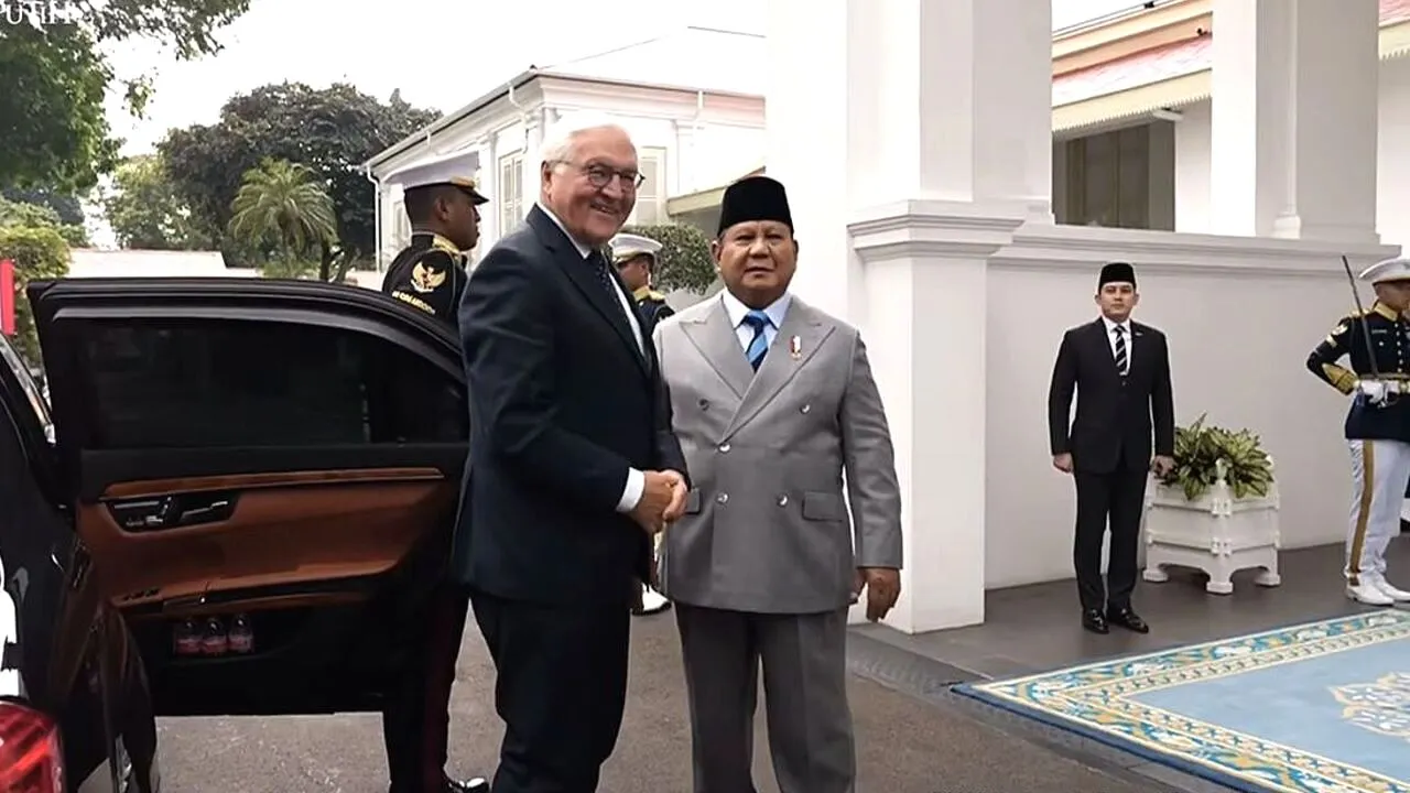 Prabowo Terima Kunjungan Presiden Jerman Frank-Walter Steinmeier, Bahas Penguatan Hubungan Bilateral Prabowo sambut presiden jerman istana merdeka