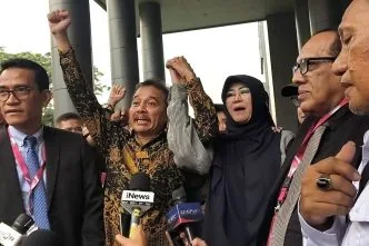 Roy suryo dr tifa tidak jadi ditahan