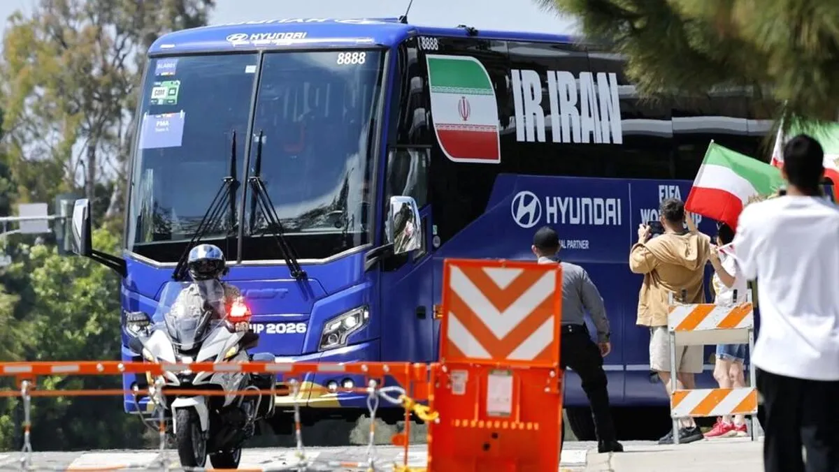 Timnas Iran Tiba di Los Angeles untuk Laga Perdananya di Piala Dunia 2026, Disambut Demonstrasi dan Pengamanan Ketat Timnas iran tiba los angeles piala dunia