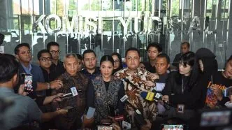 Kuasa Hukum Nadiem Makarim Resmi Laporkan Empat Hakim ke Komisi Yudisial, Ini Alasannya 4 hakim dilaporkan komisi yudisial