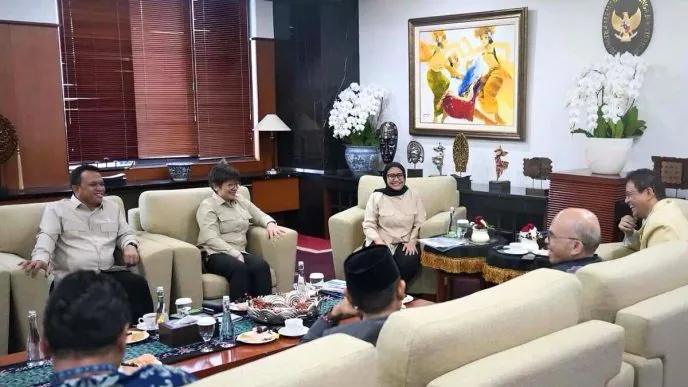 BGN Pastikan Penghentian Sementara Program MBG Tak Permanen, Mitra SPPG Diminta Bersabar BGN Evaluasi 27 Ribu SPPG, Mitra MBG Diminta Beri Waktu untuk Penataan