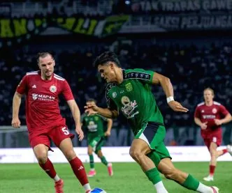 Blunder di Babak Kedua Gagalkan Persija, Persebaya Amankan Tiga Poin Perdana Grup B